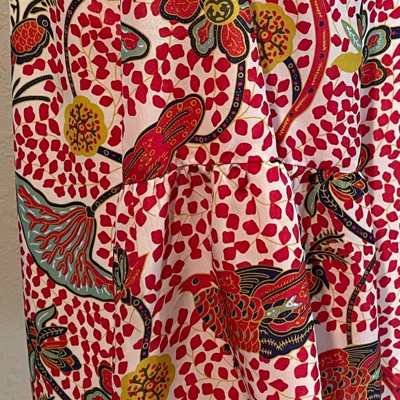 JADE Melody Tam Red Tropical Peacock Print Blouse. Medium Excellent Condition - Picture 8 of 8